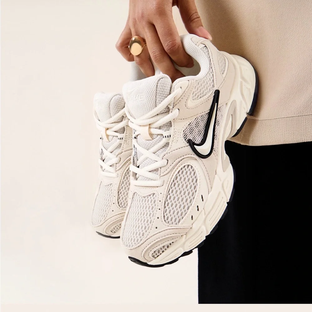 Nike Women's Cream Mesh Sneakers with Black Swoosh - Picture 1 of 1